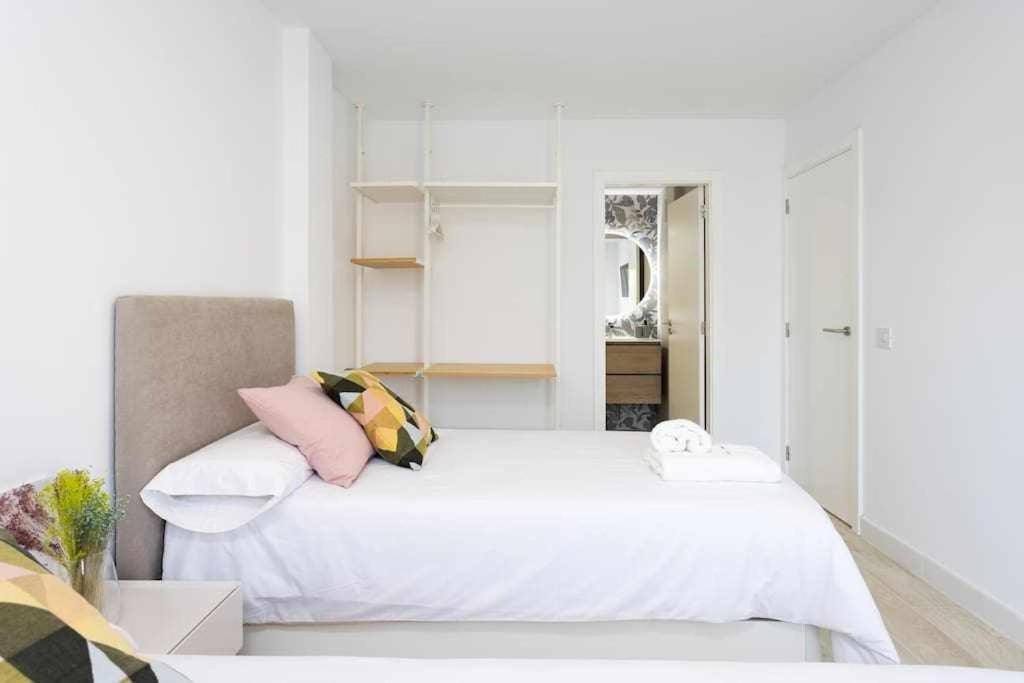 Sunnyland Apartment Arona Cho Exterior foto