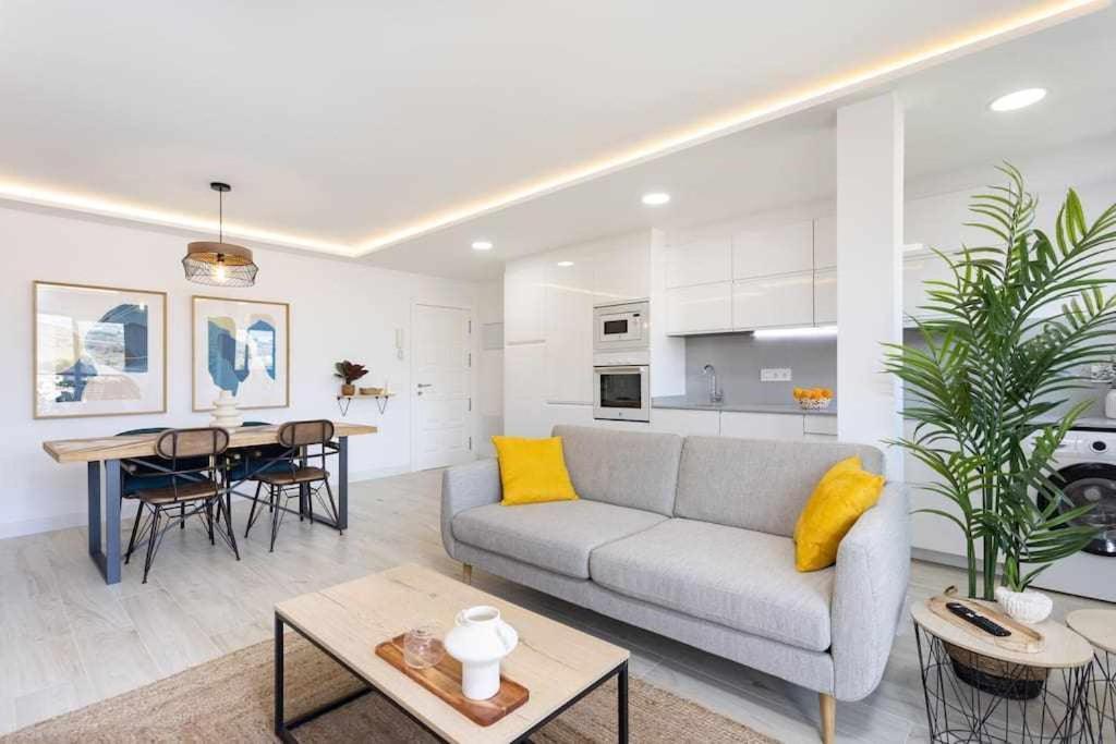 Sunnyland Apartment Arona Cho Exterior foto